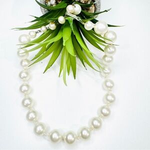 Vintage 60’s White Large Faux Pearl Plastic Beaded Hand Knotted Necklace, 17.5”
